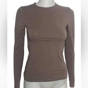 Tan womens long sleeve T-shirt size M